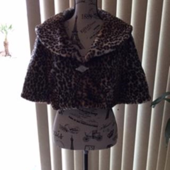 NWT! ALFANI ANIMAL PRINT FAUX FUR JACKET SIZE M - Picture 3 of 6